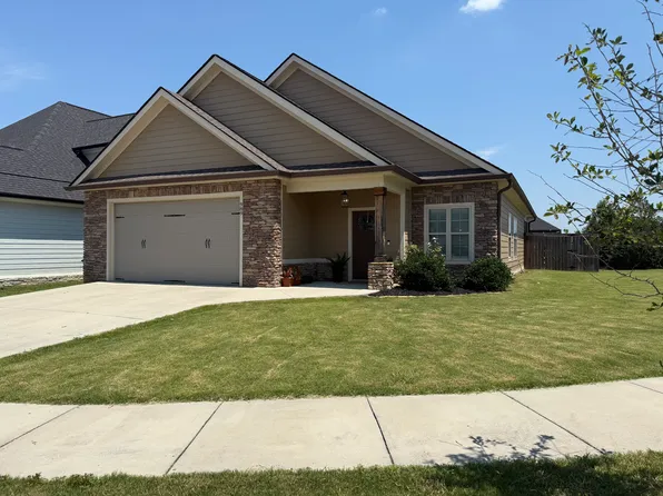 989 Gibson Meadow Dr, Chattanooga, TN 37421