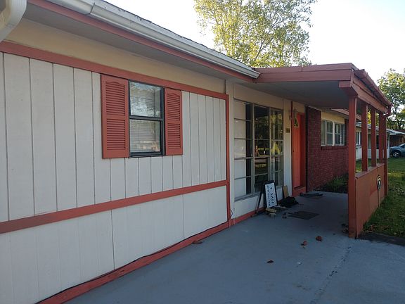 2nd image of 1006 Bloomfield Dr