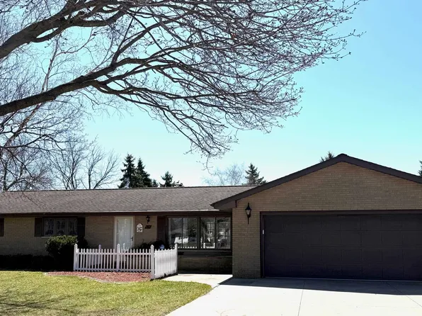 535 W Borton Rd, Essexville, MI 48732