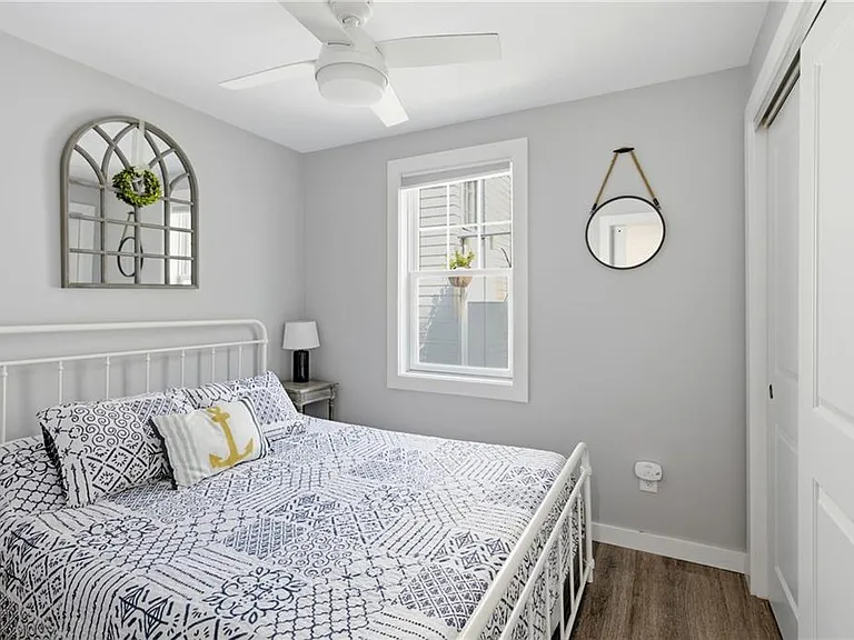 40 W Narragansett Ave — Photo 30