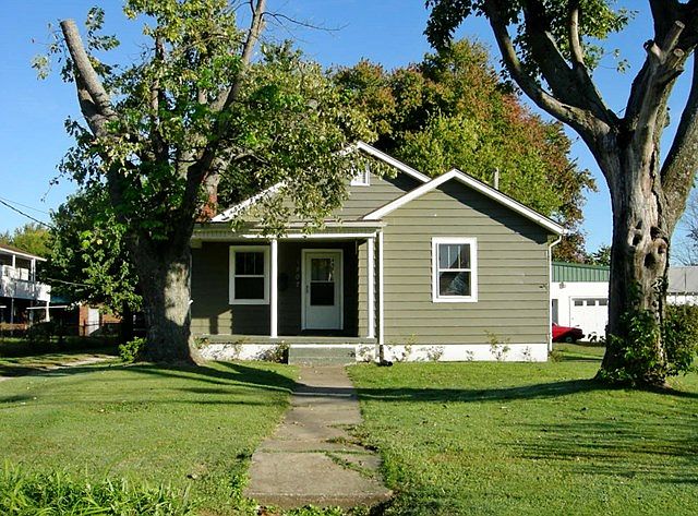 1st image of 1807 W 2nd St