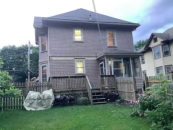 Enclosed back porch 