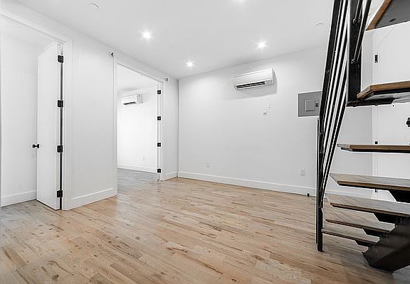 2nd image of 1269 Herkimer St #4L