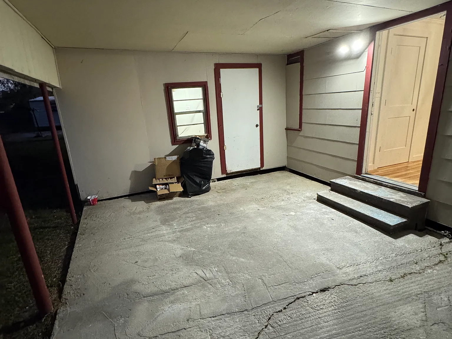 2 bed, 689 sqft, $900 — Photo 2