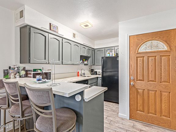 2nd image of 3119 W COCHISE Drive #108
