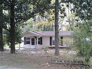 1st image of 243 Lake Dr