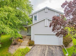 22 Wentworth Cir, Madison, WI 53719