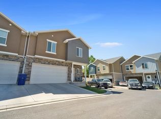 91 S Walker Ln, North Salt Lake, UT 84054