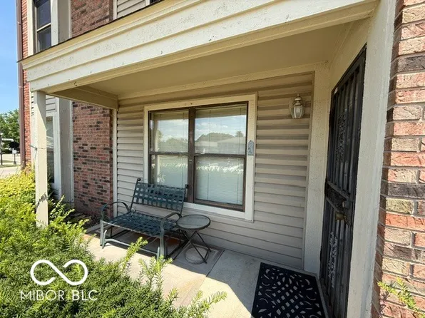 1763 Wellesley Ln APT 1I, Indianapolis, IN 46219