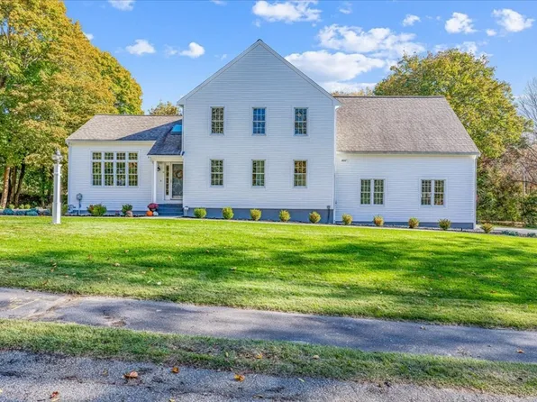 6 Bonnie Ln, Kingston, MA 02364