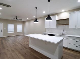 1817 Lewis St, Houston, TX 77009