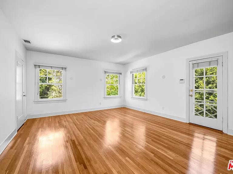 809 N Bedford Dr — Photo 34