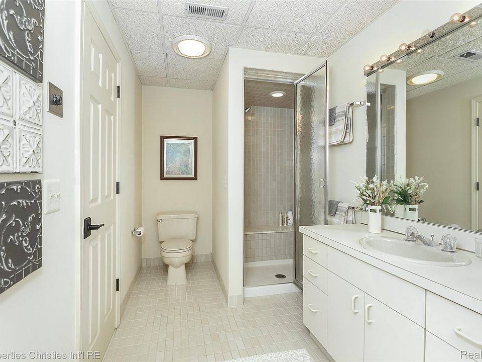 22241 Village Pines Dr, photo 29