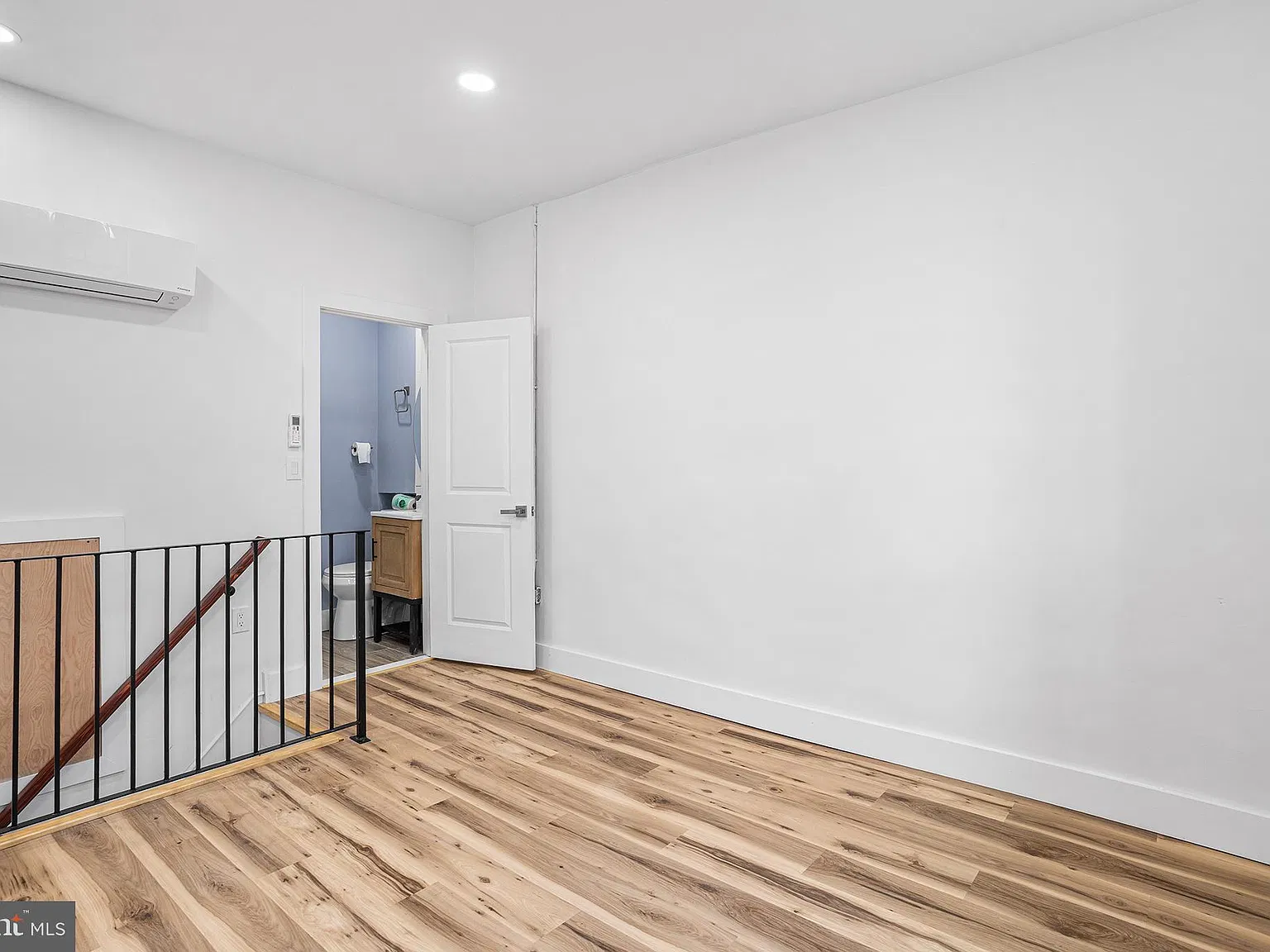 Studio, 1.0 bath, 625 sqft, $1,399 — Photo 3