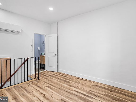 3rd image of 1222 Chancellor St #1F