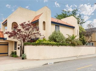 2100 Bataan Rd #B, Redondo Beach, CA 90278