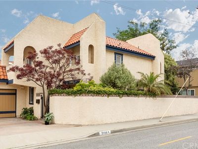 2100 Bataan Rd #B, Redondo Beach, CA, 90278