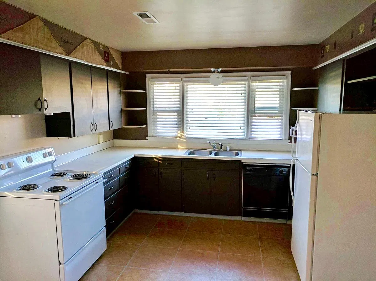 1012 S College Avenue — Photo 2