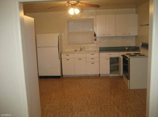 149 1/2 Clinton St, Mount Clemens, MI 48043