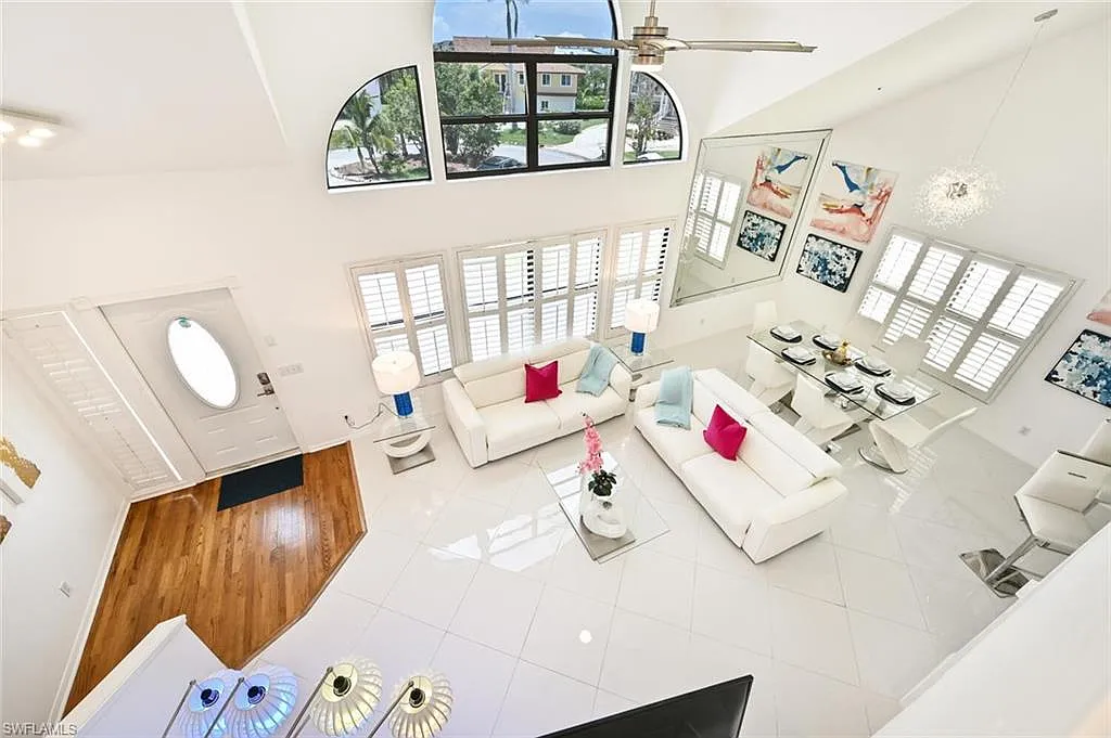2 bed, 2.0 bath, 1585 sqft, $5,650 — Photo 1