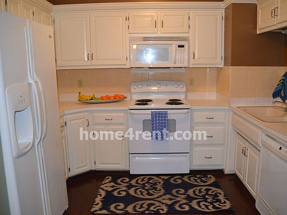 3rd image of 5016 Walnut St APT D