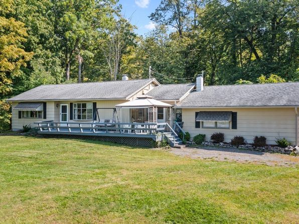 46 Fox Ln, Catskill, NY 12414