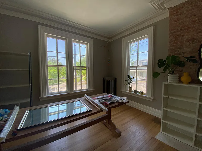 Dining room (ignore furniture!)