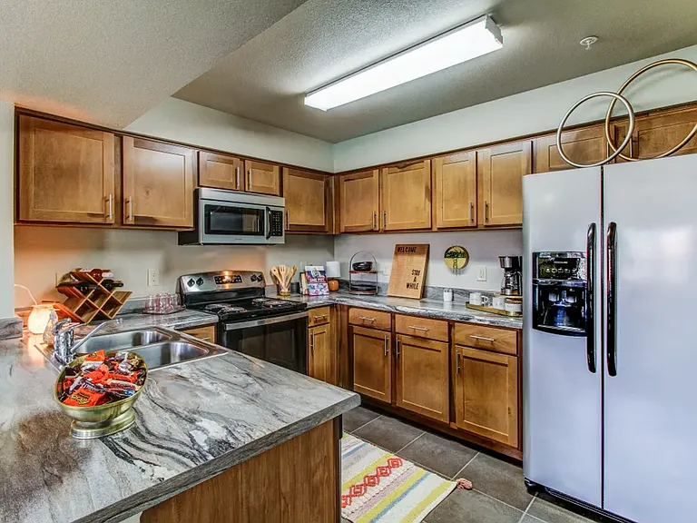 Villas at Canyon Ranch — Photo 10