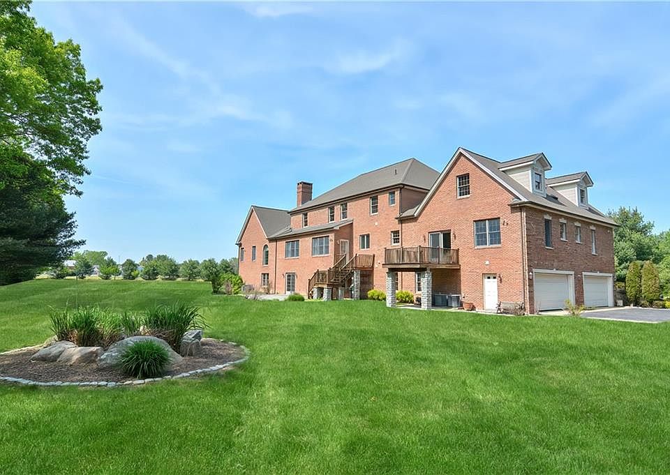 581 Pippin Orchard Rd, Cranston, RI 02921 Zillow