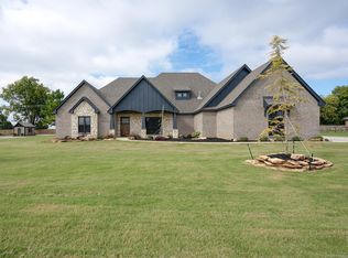 18840 S Hickory Pl, Claremore, OK 74019