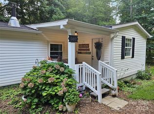 507 Smith Rd, Columbus, NC 28722