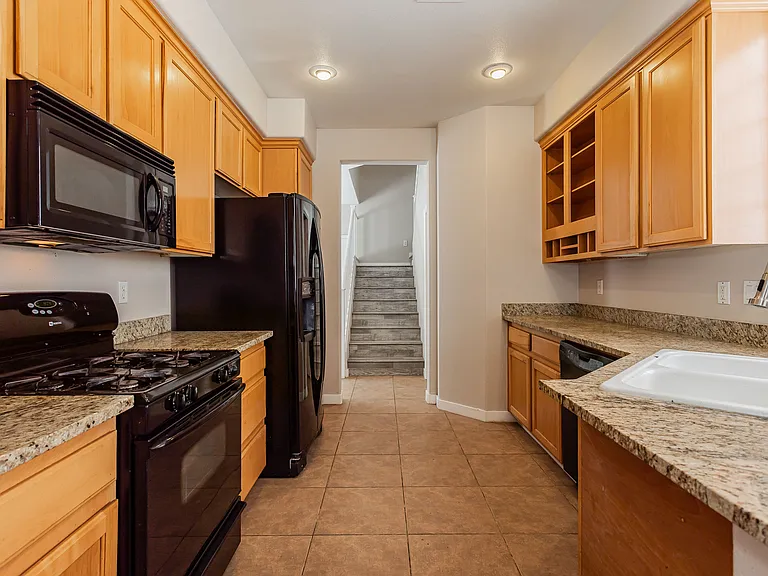 8611 Splendid Leaf Ct — Photo 16