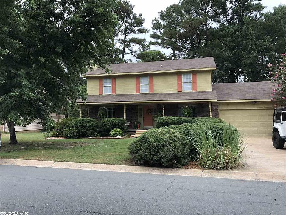 1st image of 2416 Silver Maple Dr