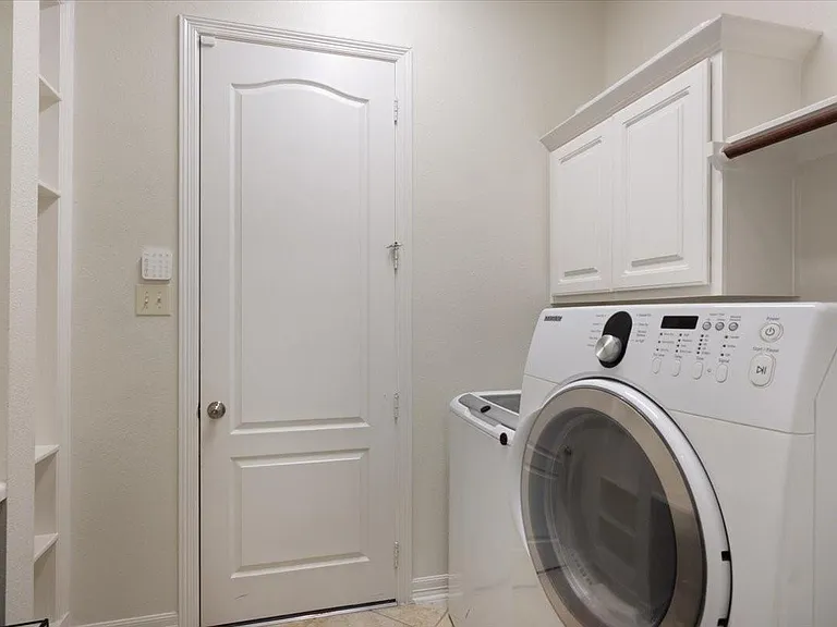 18901 N Bee Cave Springs Cir — Photo 24