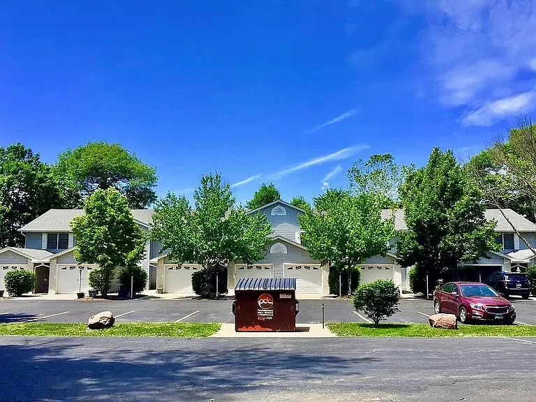 204 Quiet Creek Dr — Photo 23