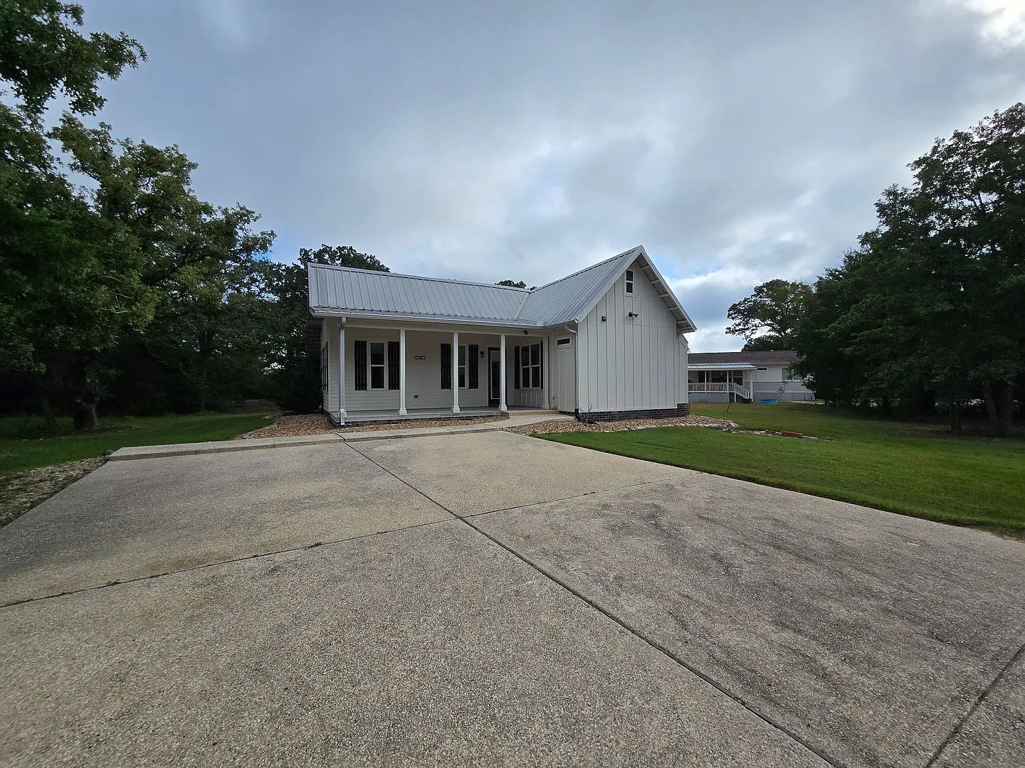 College Station (Karnes City Cottages) - 2 Bedroom - 2 Bath - House - West of Easterwood Airport — Photo 3