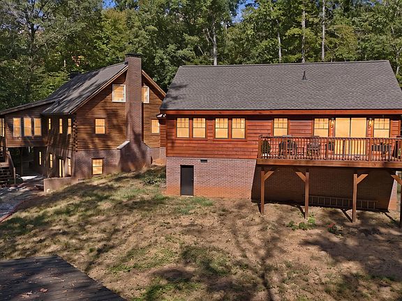 3rd image of 282 Jarrett Manor Est