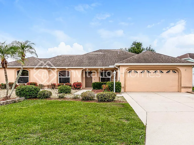 7348 Linden Ln — Photo 1