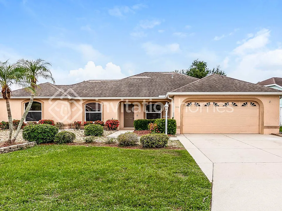 7348 Linden Ln