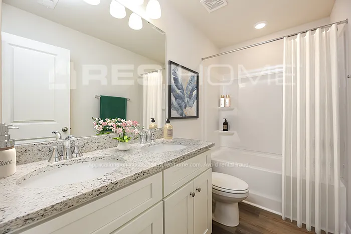 129 Aurora Ln — Photo 14