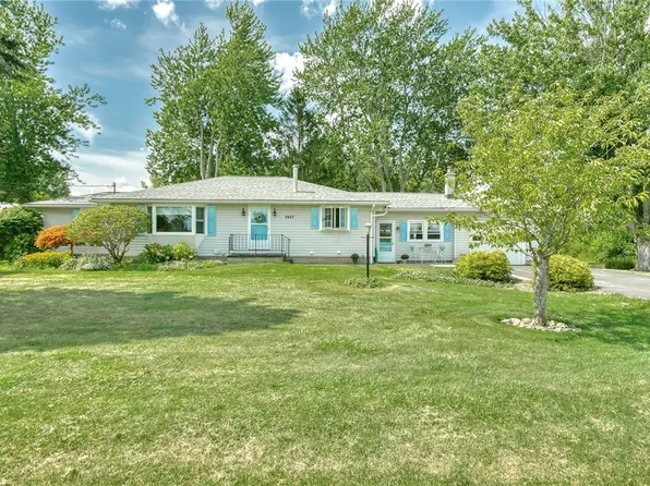 3927 State Route 414, Clyde, NY 14433
