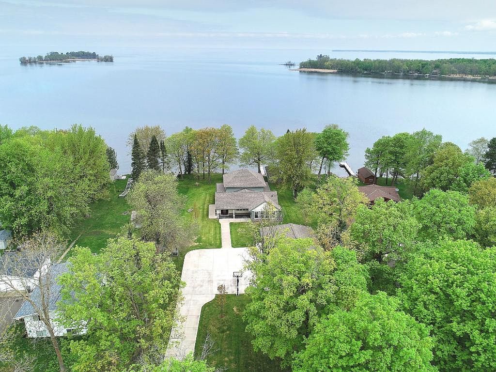 2455 Lake Shore Blvd, Wahkon, MN 56386 Zillow