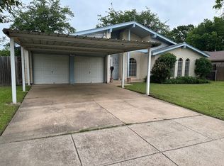 820 Marlene Dr, Everman, TX 76140