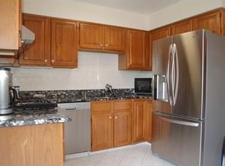 816 Poplar Ct #816, Flemington, NJ 08822