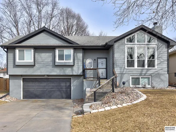 15122 Farnam Cir, Omaha, NE 68154