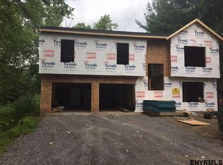 10 Emery Ave, Albany, NY 12205