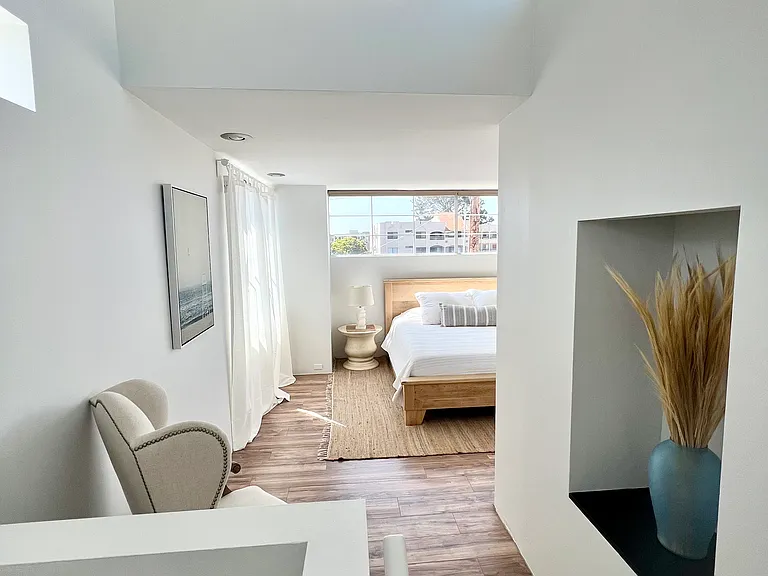 1241 Oliver Ave — Photo 13