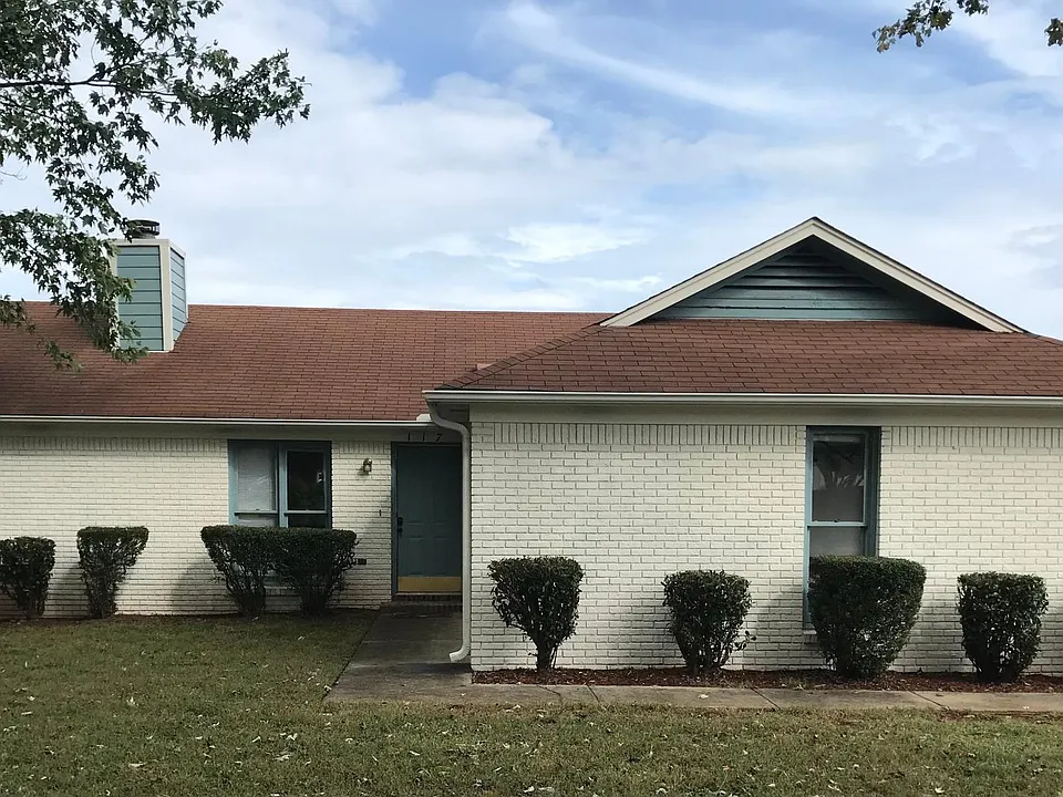 117 Lewis Ln #1