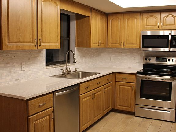 4th image of 9079 N Dickens Dr