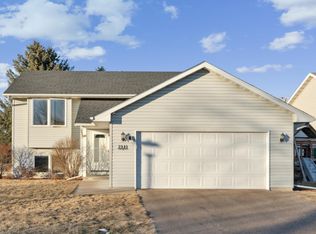 2141 Cattail Way, Hudson, WI 54016